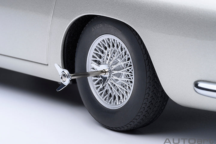 Aston Martin DB5  (James Bond, Goldfinger)