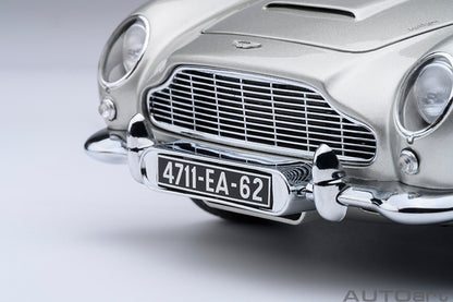 Aston Martin DB5  (James Bond, Goldfinger)