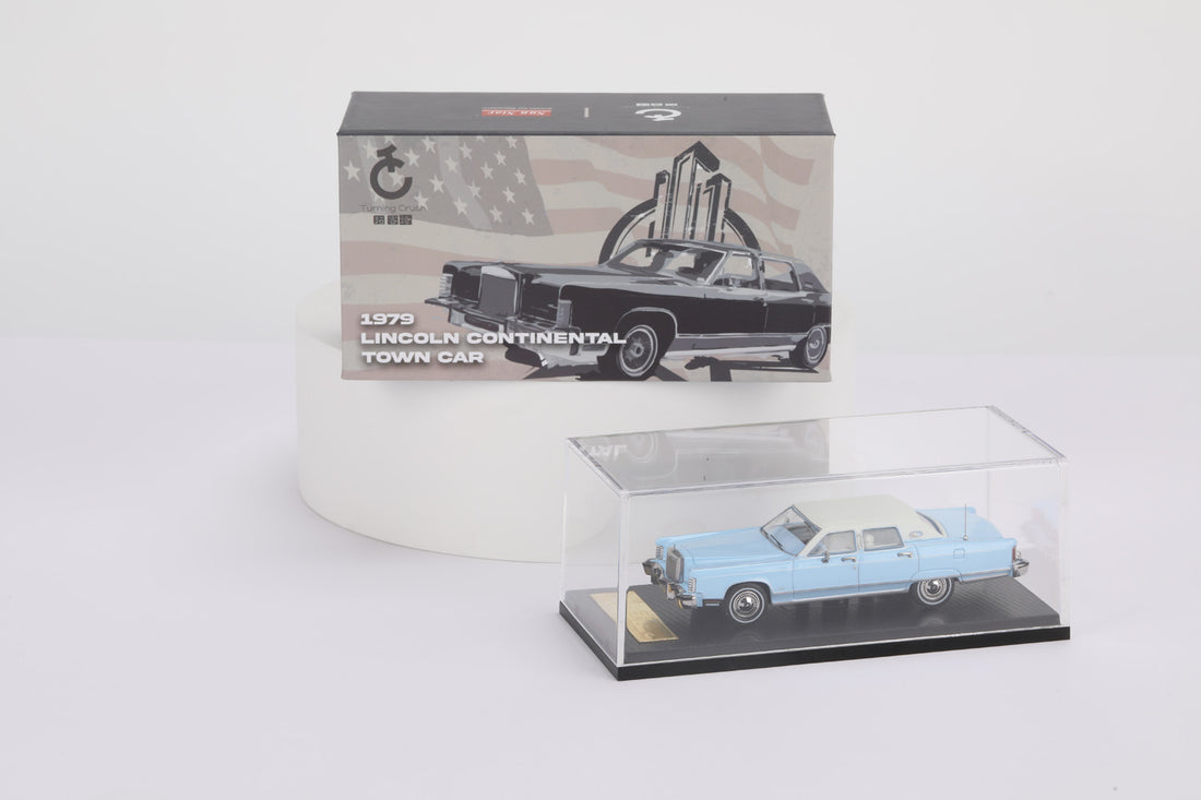 1979 Lincoln Continental Town Car – Wedgewood Blue