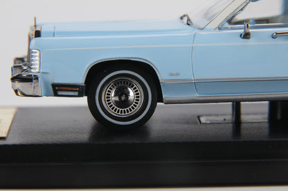 1979 Lincoln Continental Town Car – Wedgewood Blue