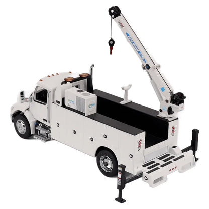 DIECAST MASTERS 1/50-Peterbilt Model 536 Auto-Crane Titan85-Body HC14 (DM71223)