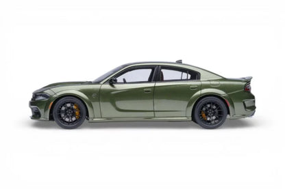 AutoArt 1:18- Dodge Charger SRT Hellcat Redeye Jailbreak (F8 Green) AA71752