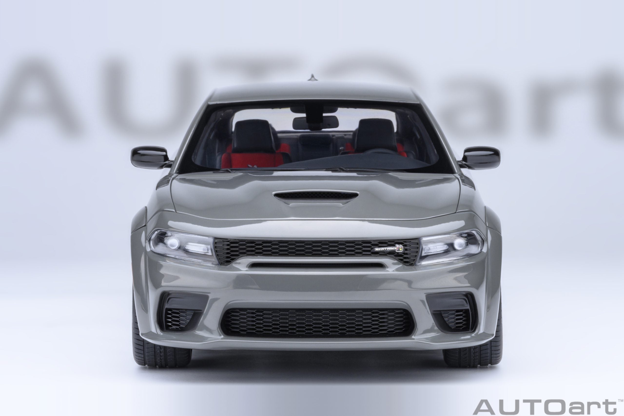 AutoArt 1:18- Dodge Charger Scat Pack Widebody (Destroyer Grey) AA71756