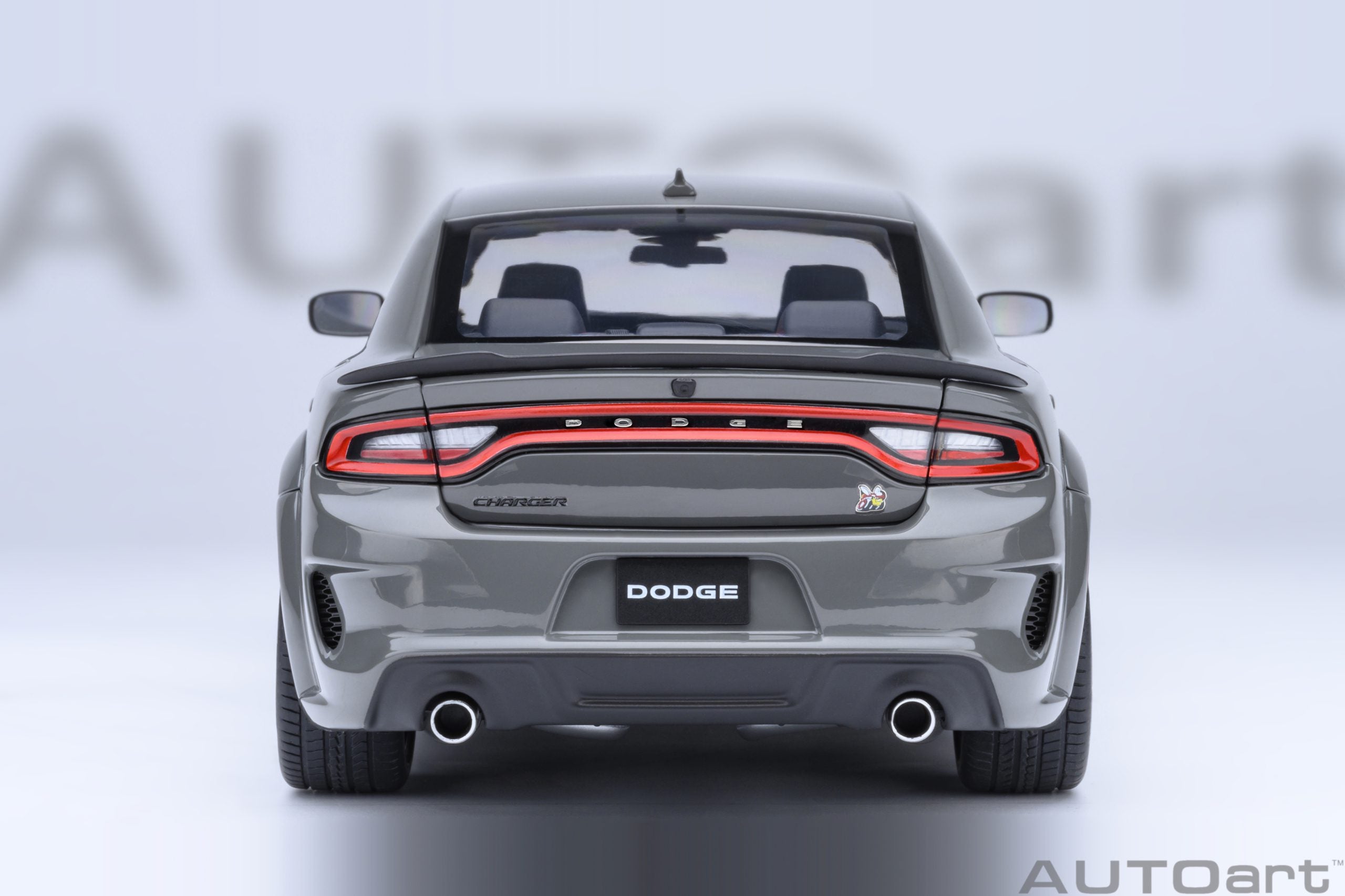 AutoArt 1:18- Dodge Charger Scat Pack Widebody (Destroyer Grey) AA71756