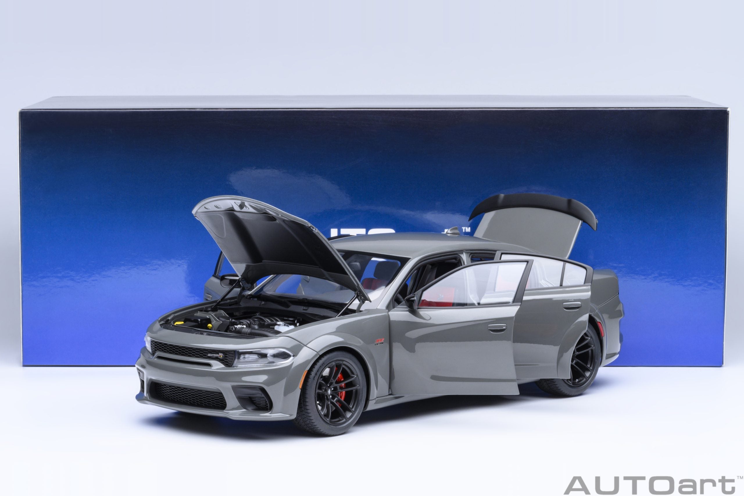AutoArt 1:18- Dodge Charger Scat Pack Widebody (Destroyer Grey) AA71756