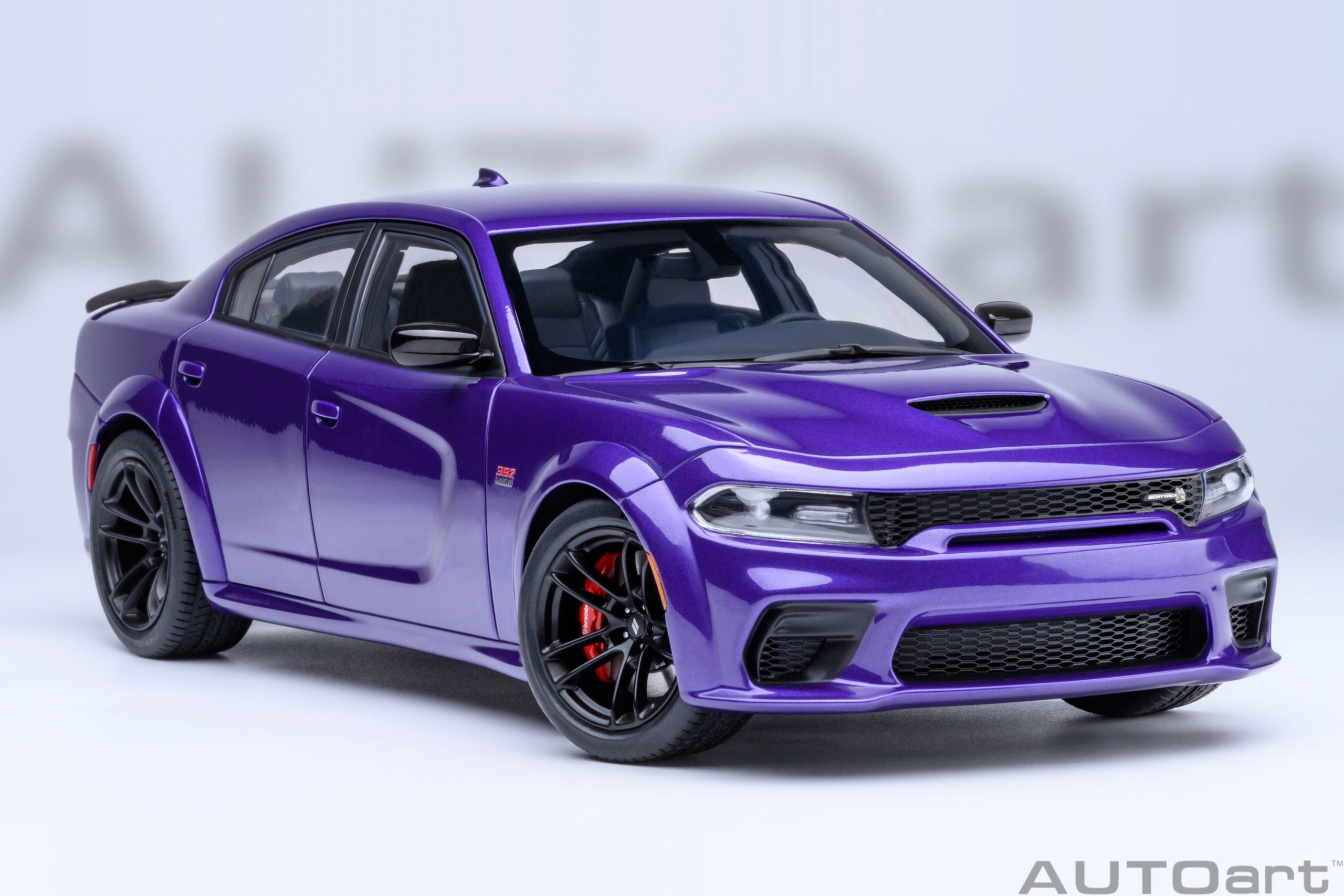 AutoArt 1:18- Dodge Charger Scat Pack Widebody (Plum Crazy) AA71757