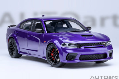 AutoArt 1:18- Dodge Charger Scat Pack Widebody (Plum Crazy) AA71757
