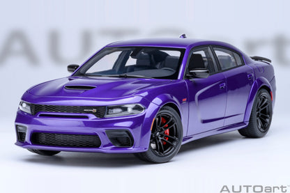 AutoArt 1:18- Dodge Charger Scat Pack Widebody (Plum Crazy) AA71757
