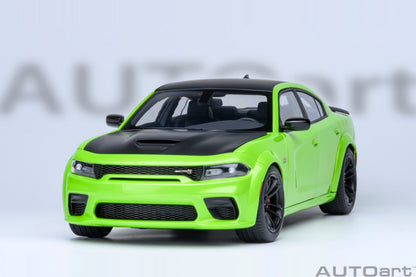 AutoArt 1:18-  Dodge Charger Scat Pack Widebody (Sublime) AA71758