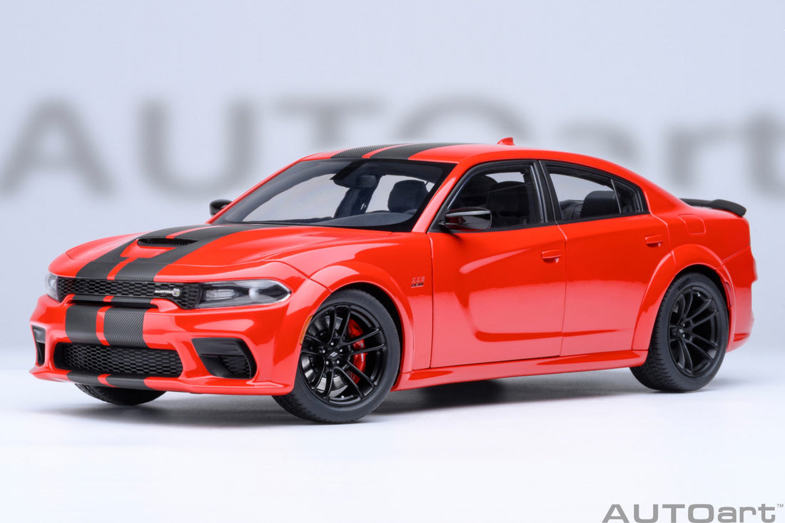 AutoArt 1:18-  Dodge Charger Scat Pack Widebody (TorRed) AA71759