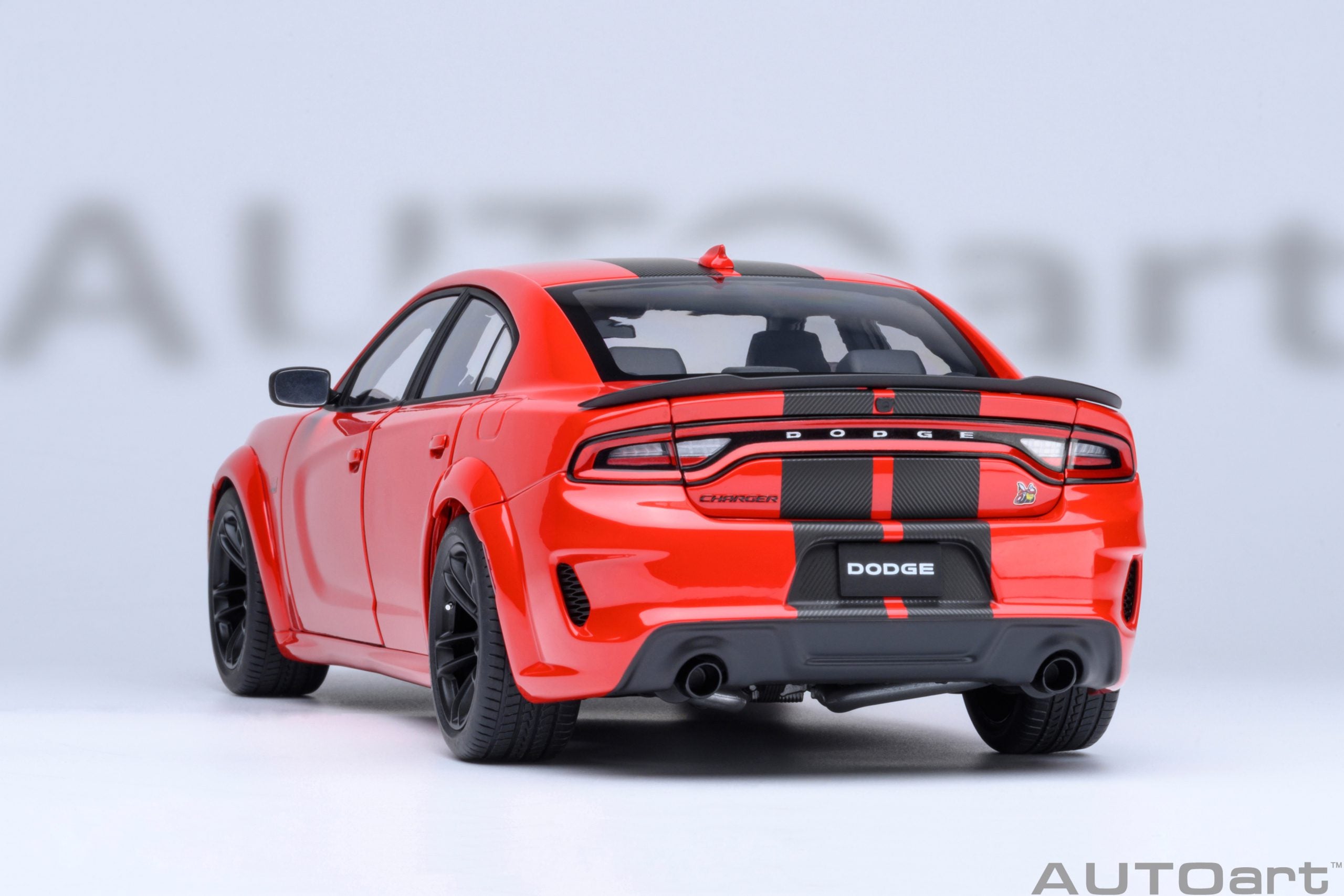 AutoArt 1:18-  Dodge Charger Scat Pack Widebody (TorRed) AA71759
