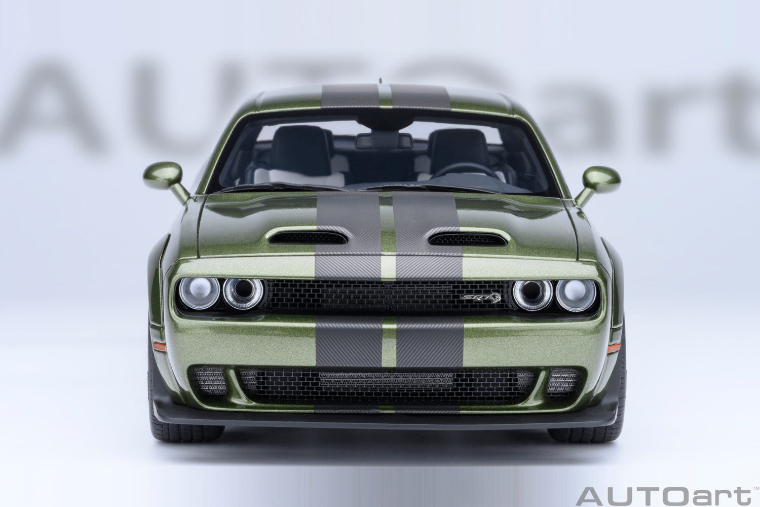 AutoArt 1:18- Dodge Challenger SRT Jailbreak 2022 (F8 Green) AA71761