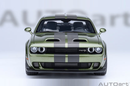 AutoArt 1:18- Dodge Challenger SRT Jailbreak 2022 (F8 Green) AA71761