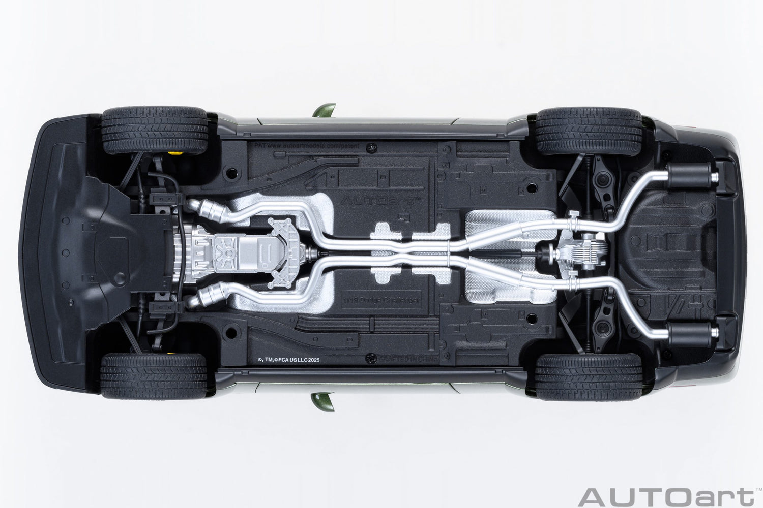 AutoArt 1:18- Dodge Challenger SRT Jailbreak 2022 (F8 Green) AA71761