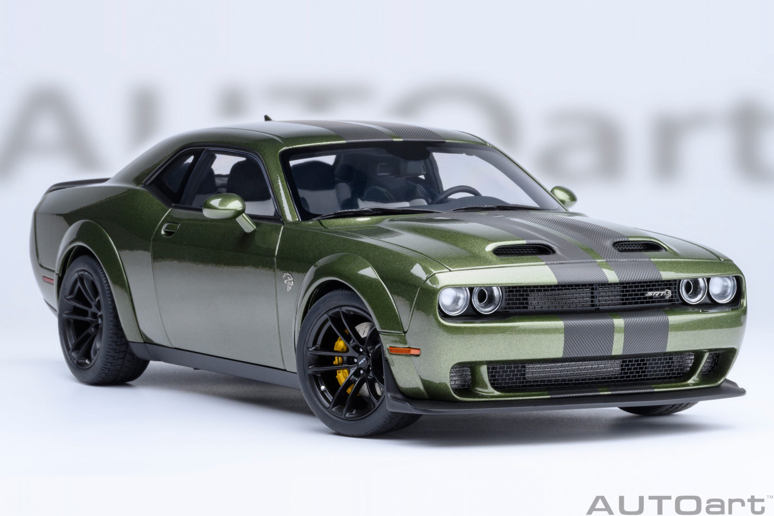 AutoArt 1:18- Dodge Challenger SRT Jailbreak 2022 (F8 Green) AA71761