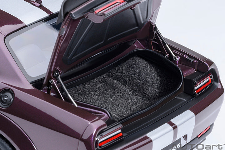 AutoArt 1:18- DODGE CHALLENGER SRT JAILBREAK 2022 (HELLRAISIN/PURPLE) AA71762