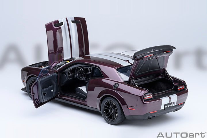 AutoArt 1:18- DODGE CHALLENGER SRT JAILBREAK 2022 (HELLRAISIN/PURPLE) AA71762