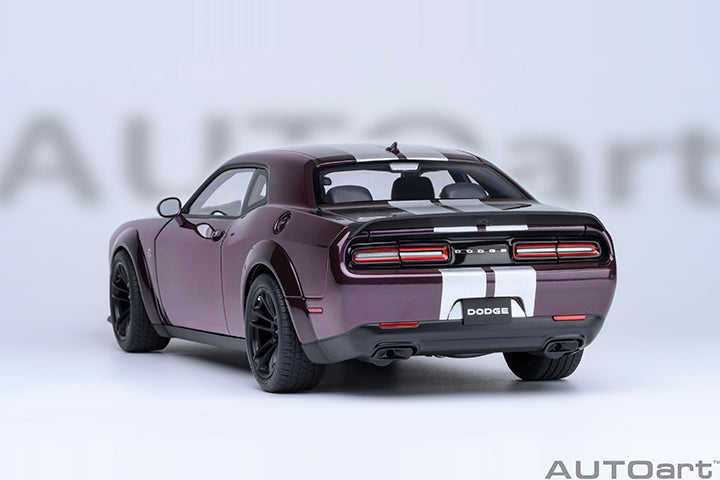 AutoArt 1:18- DODGE CHALLENGER SRT JAILBREAK 2022 (HELLRAISIN/PURPLE) AA71762