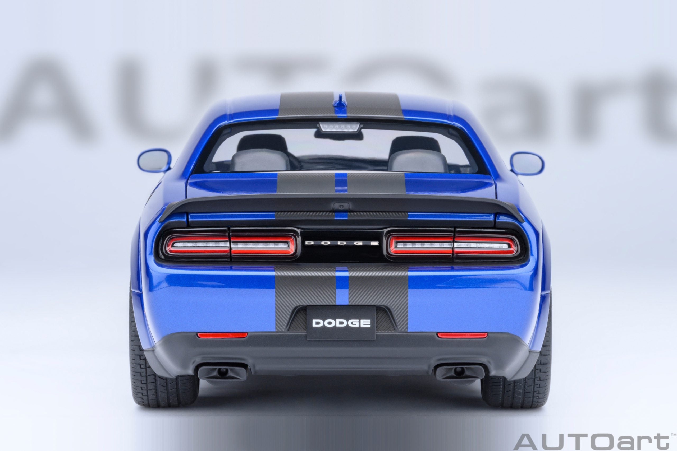 AutoArt 1:18- Dodge Challenger SRT Jailbreak 2022 (Indigo Blue) AA71763