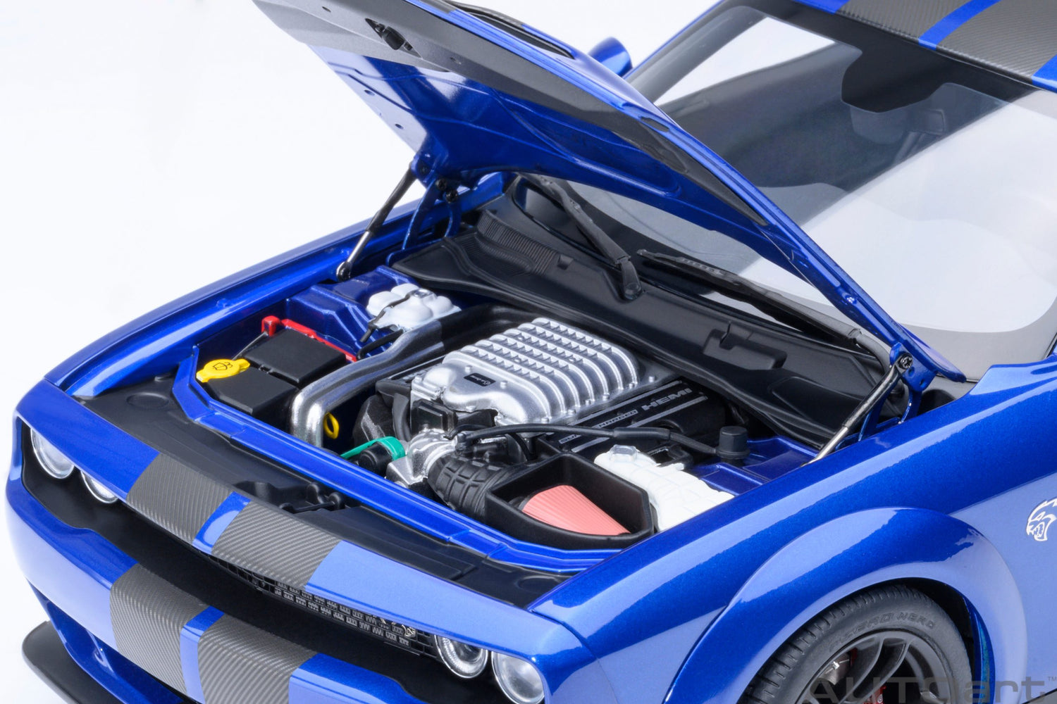 AutoArt 1:18- Dodge Challenger SRT Jailbreak 2022 (Indigo Blue) AA71763