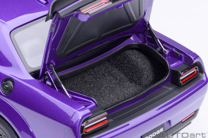 AutoArt 1:18-Dodge Challenger SRT Superstock 2023 (Plum Crazy) AA71768
