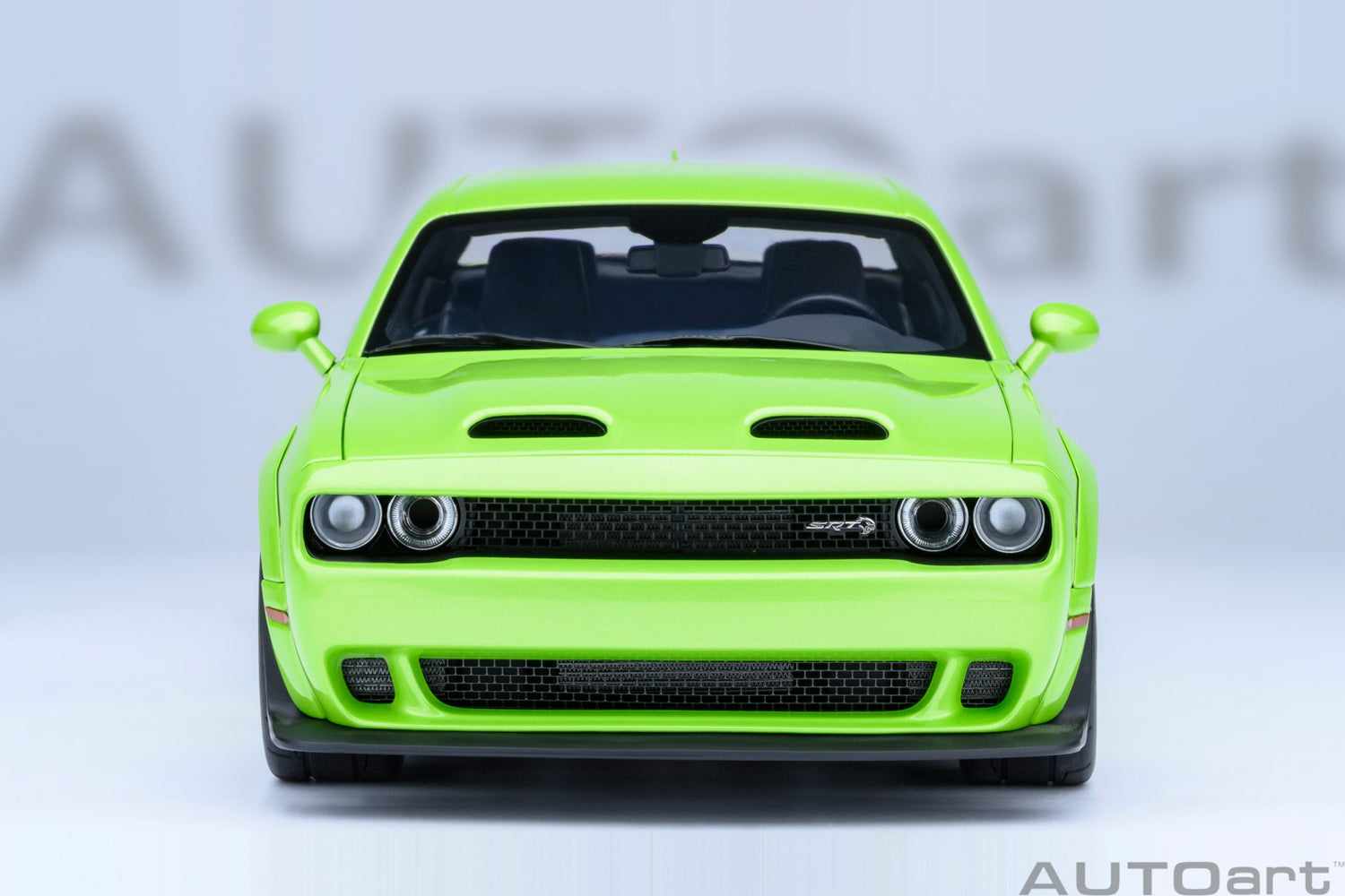 AutoArt 1:18-Dodge Challenger SRT Superstock 2023 (Sublime) AA71769