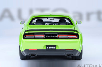 AutoArt 1:18-Dodge Challenger SRT Superstock 2023 (Sublime) AA71769