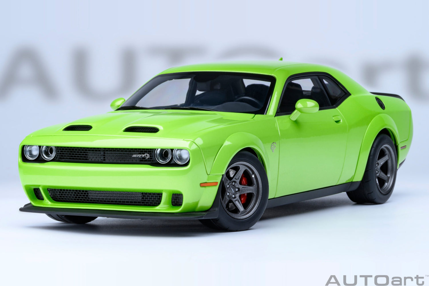 AutoArt 1:18-Dodge Challenger SRT Superstock 2023 (Sublime) AA71769