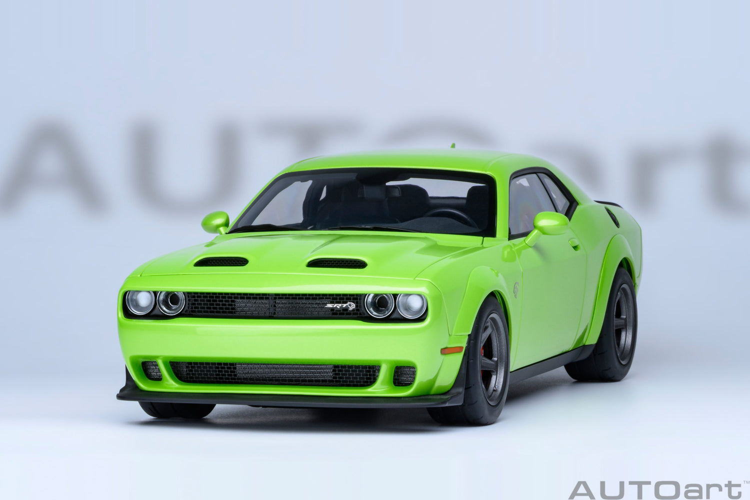 AutoArt 1:18-Dodge Challenger SRT Superstock 2023 (Sublime) AA71769