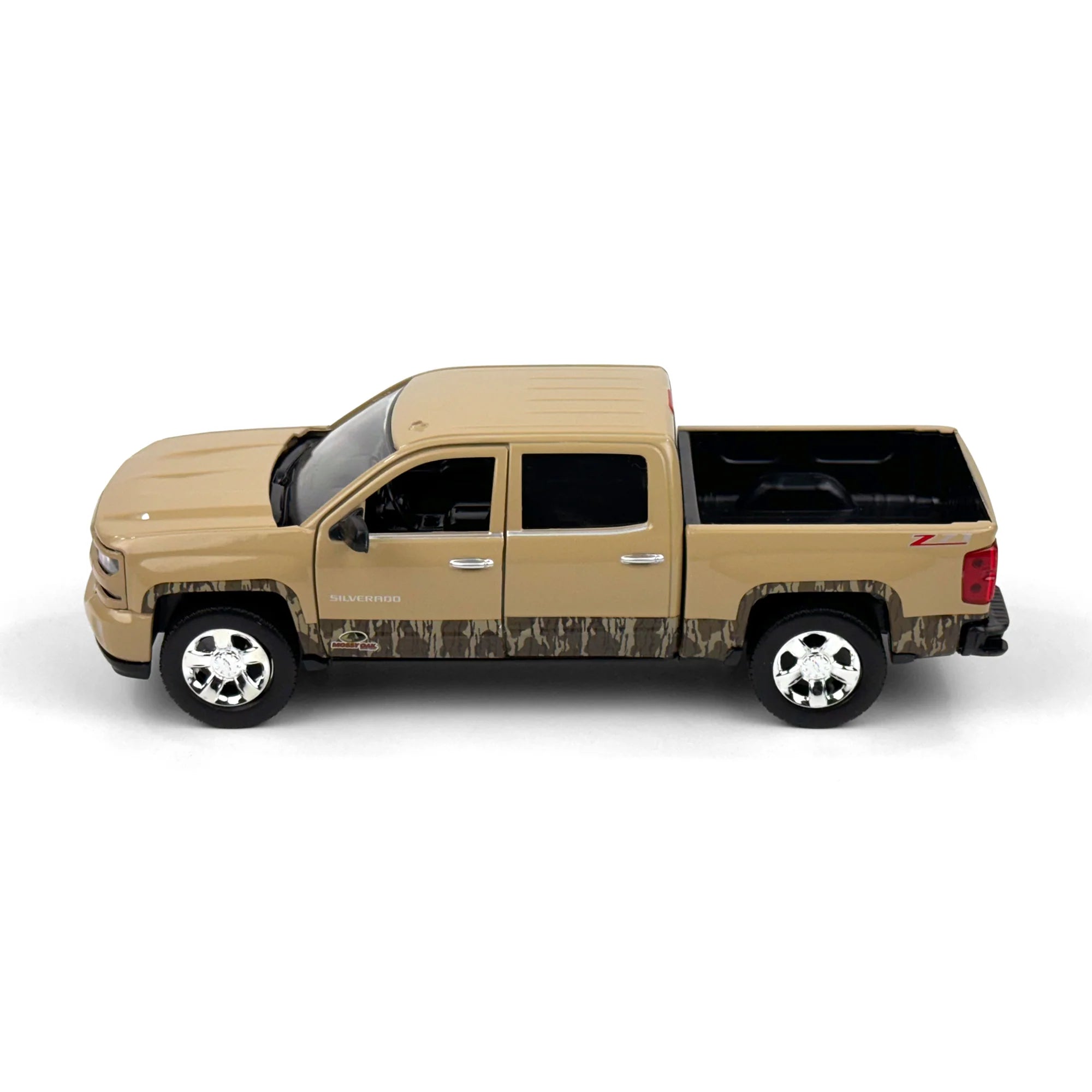 Mossy Oak 2017 Chevrolet Silverado Z71 (1:27)