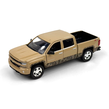 Mossy Oak 2017 Chevrolet Silverado Z71 (1:27)