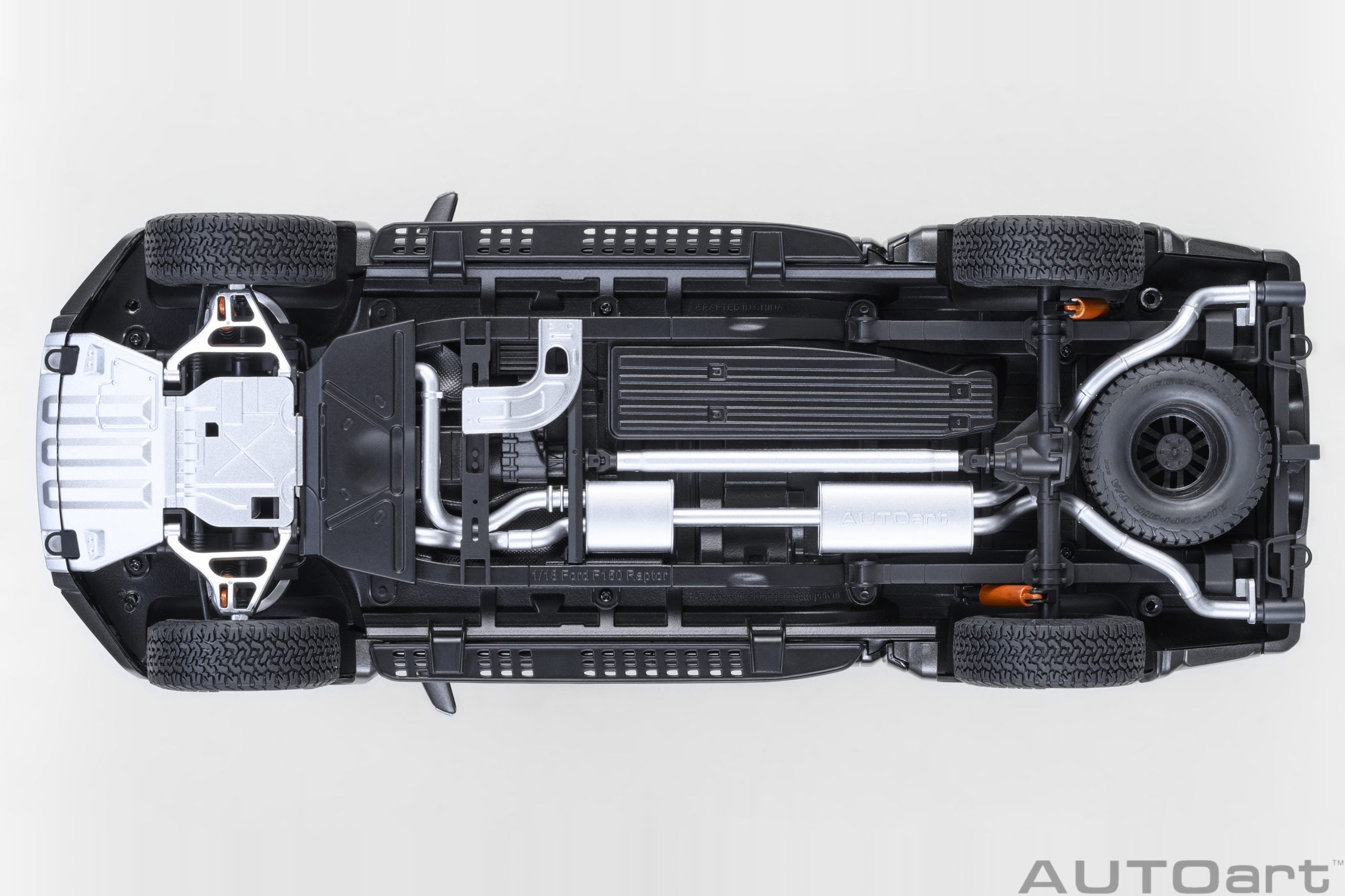 AutoArt 1:18-Ford F-150 Raptor Supercrew 2019 (Agate Black) AA72947