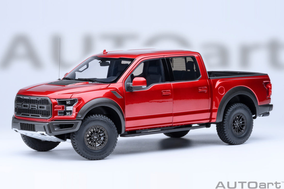 AutoArt 1:18-Ford F-150 Raptor Supercrew 2019 (Ruby Red) AA72948
