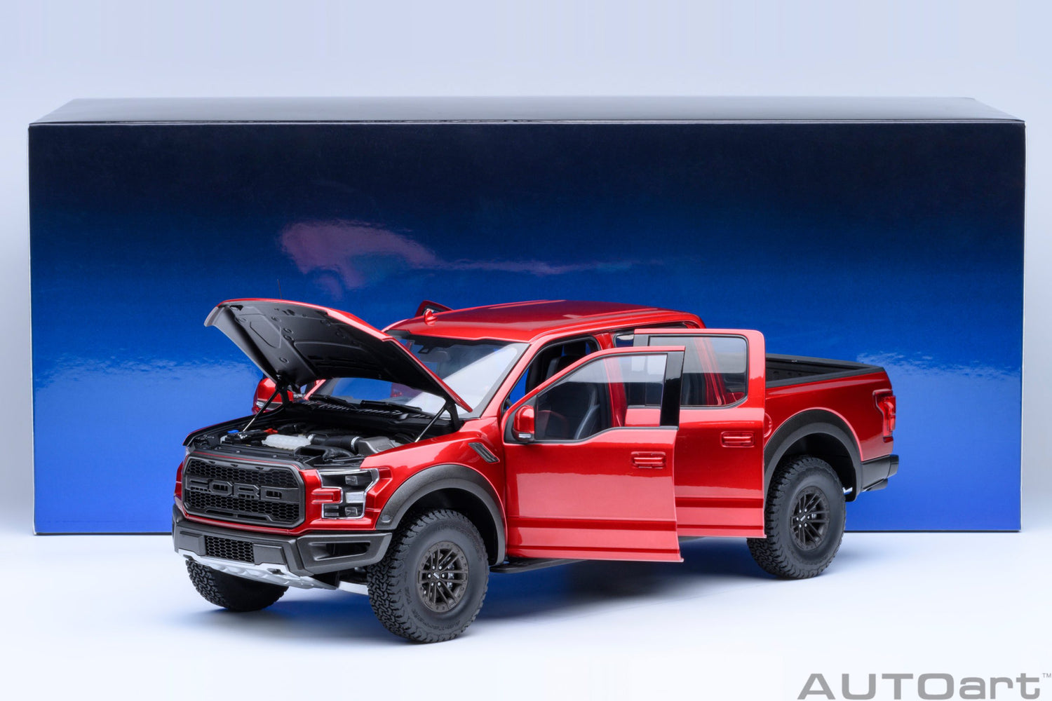 AutoArt 1:18-Ford F-150 Raptor Supercrew 2019 (Ruby Red) AA72948