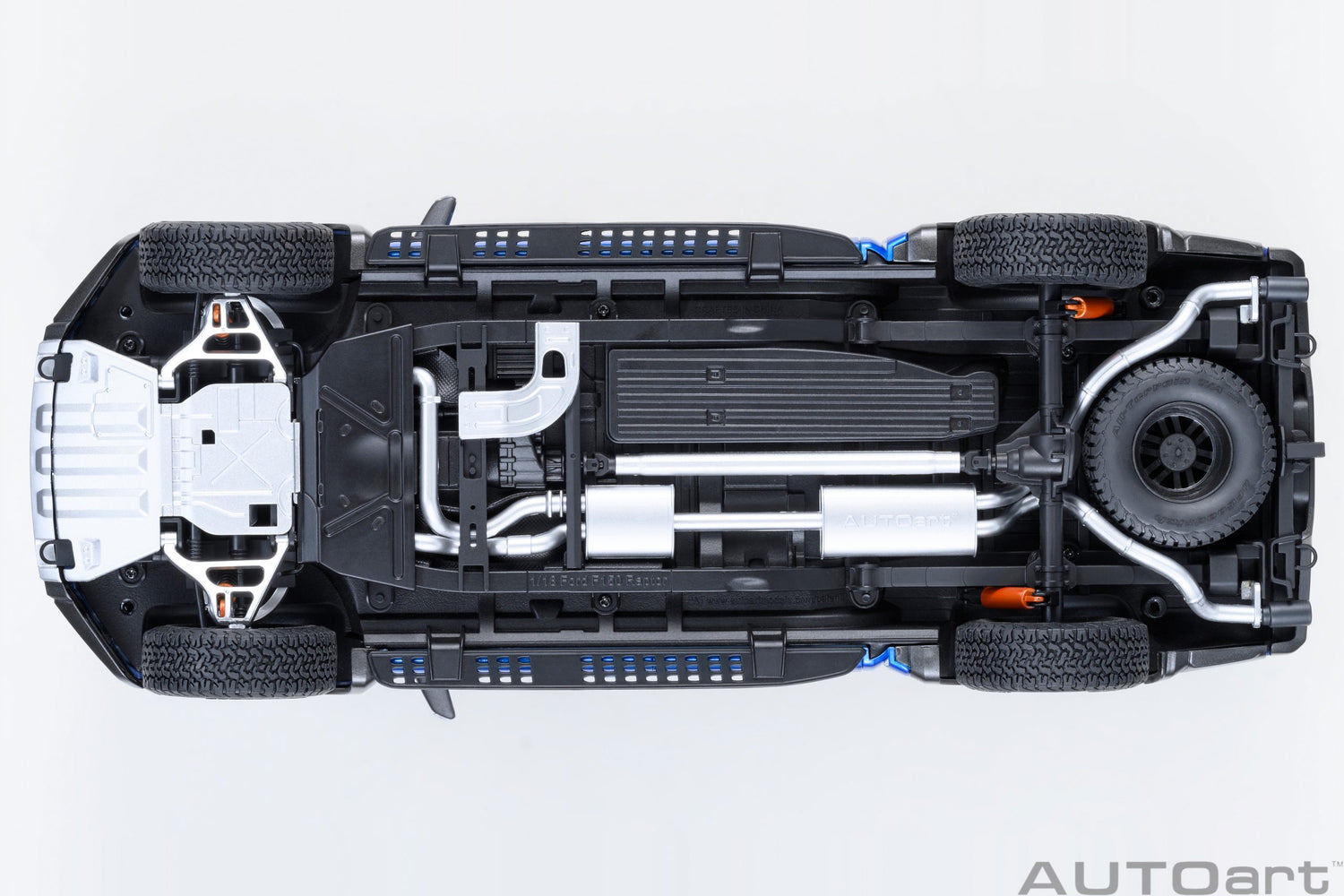 AutoArt 1:18-Ford F-150 Raptor Supercrew 2019 (Velocity Blue) AA72949