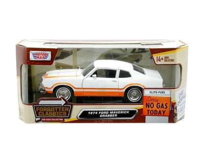 Ford Maverick Grabber 1974 Blanche avec bandes orange – Motormax 1:24 Forgotten Classics – 79043WH