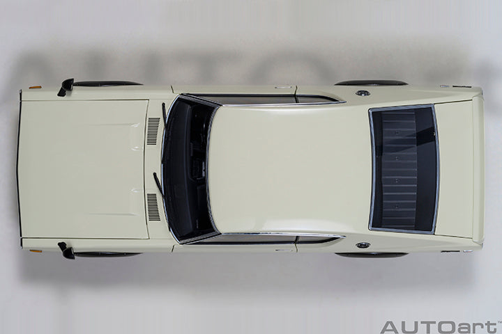 NISSAN SKYLINE 2000 GT-R (KPGC110) TUNED VERSION (WHITE)