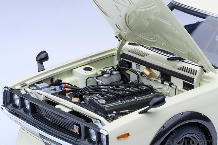 NISSAN SKYLINE 2000 GT-R (KPGC110) TUNED VERSION (WHITE)