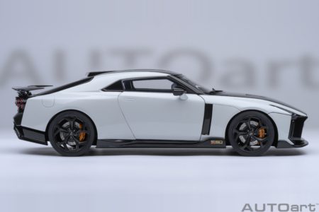 Nissan GT-R50 by Italdesign (Metallic White/Black)
