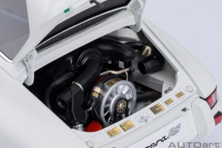 Porsche 911 Carrera 2.7 RS (Grand Prix White with Green stripes)