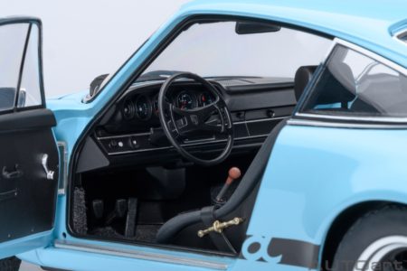 Porsche 911 Carrera 2.7 RS (Gulf Blue with Black stripes)