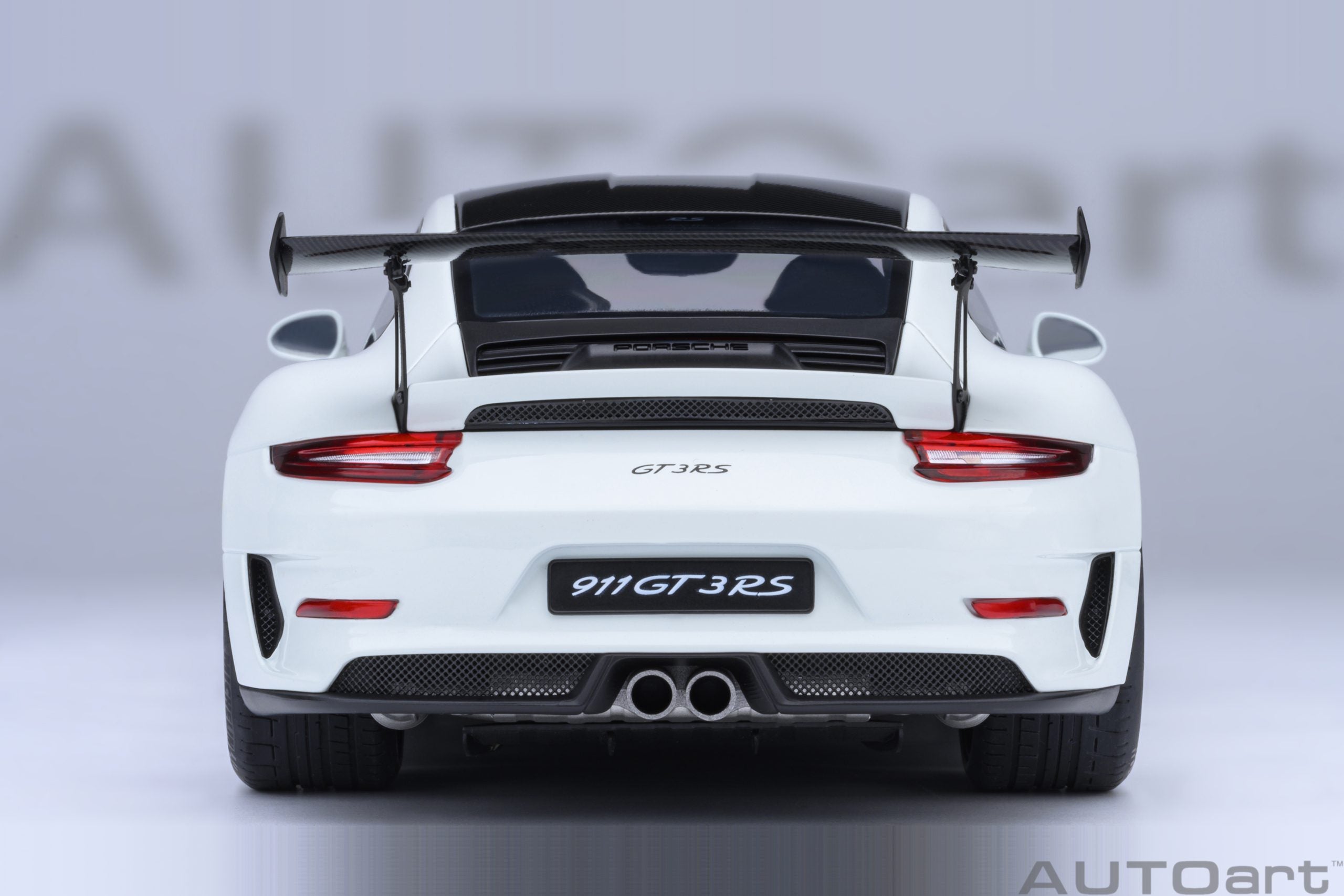 AutoArt 1:18-Porsche 911 (991.2) GT3 RS Weissach Package (White) AA78176