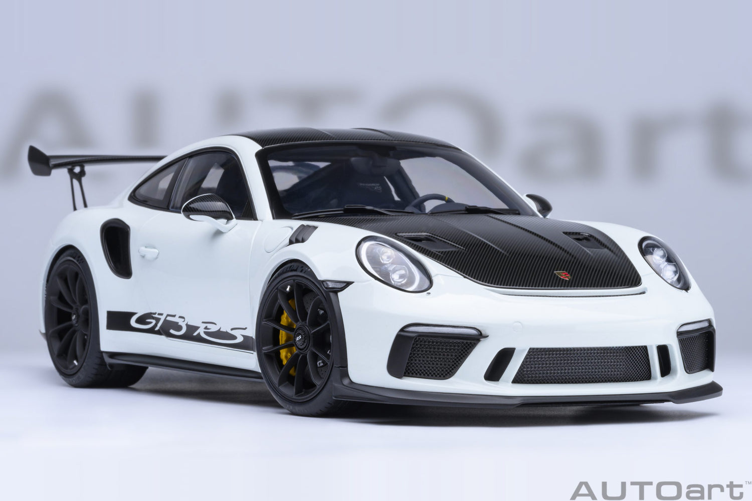 AutoArt 1:18-Porsche 911 (991.2) GT3 RS Weissach Package (White) AA78176