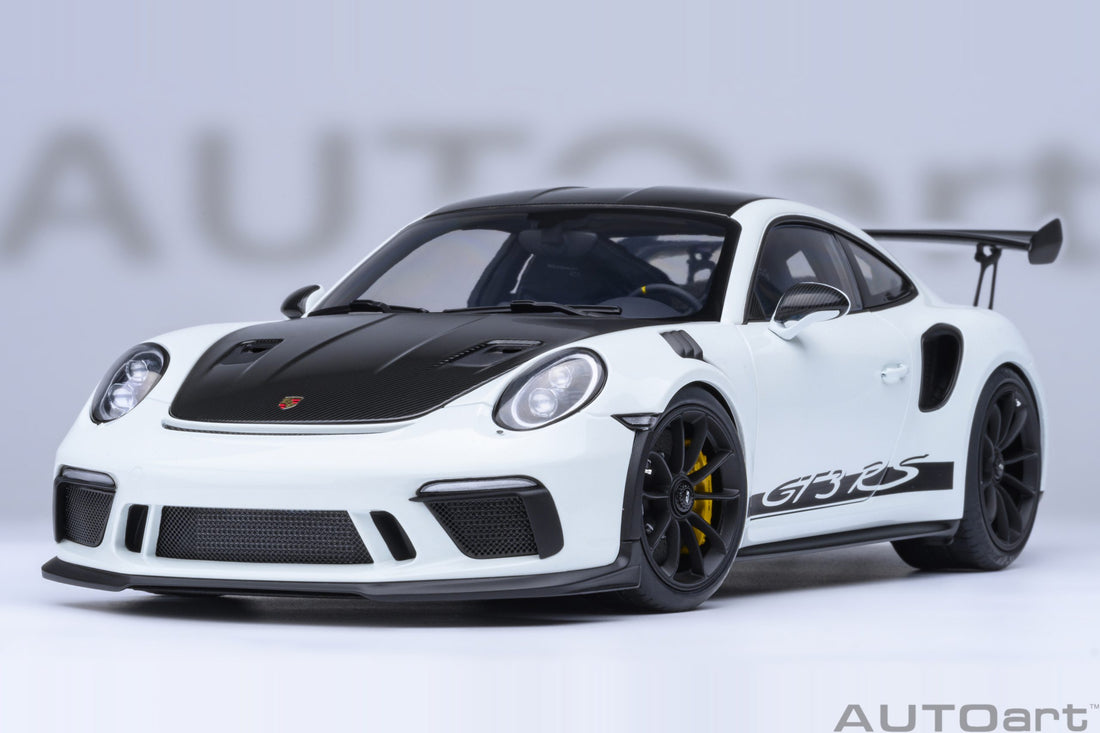 AutoArt 1:18-Porsche 911 (991.2) GT3 RS Weissach Package (White) AA78176