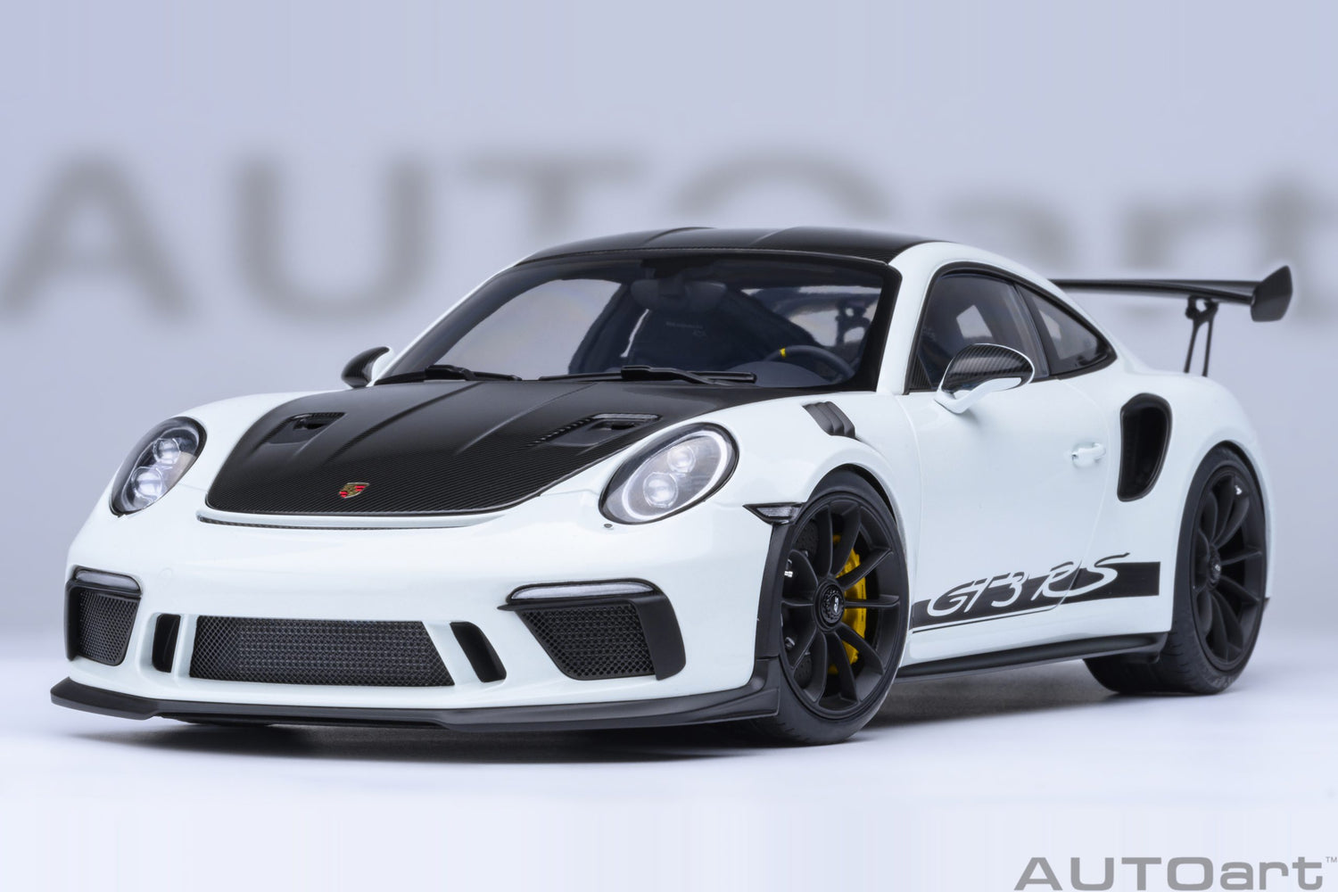 AutoArt 1:18-Porsche 911 (991.2) GT3 RS Weissach Package (White) AA78176