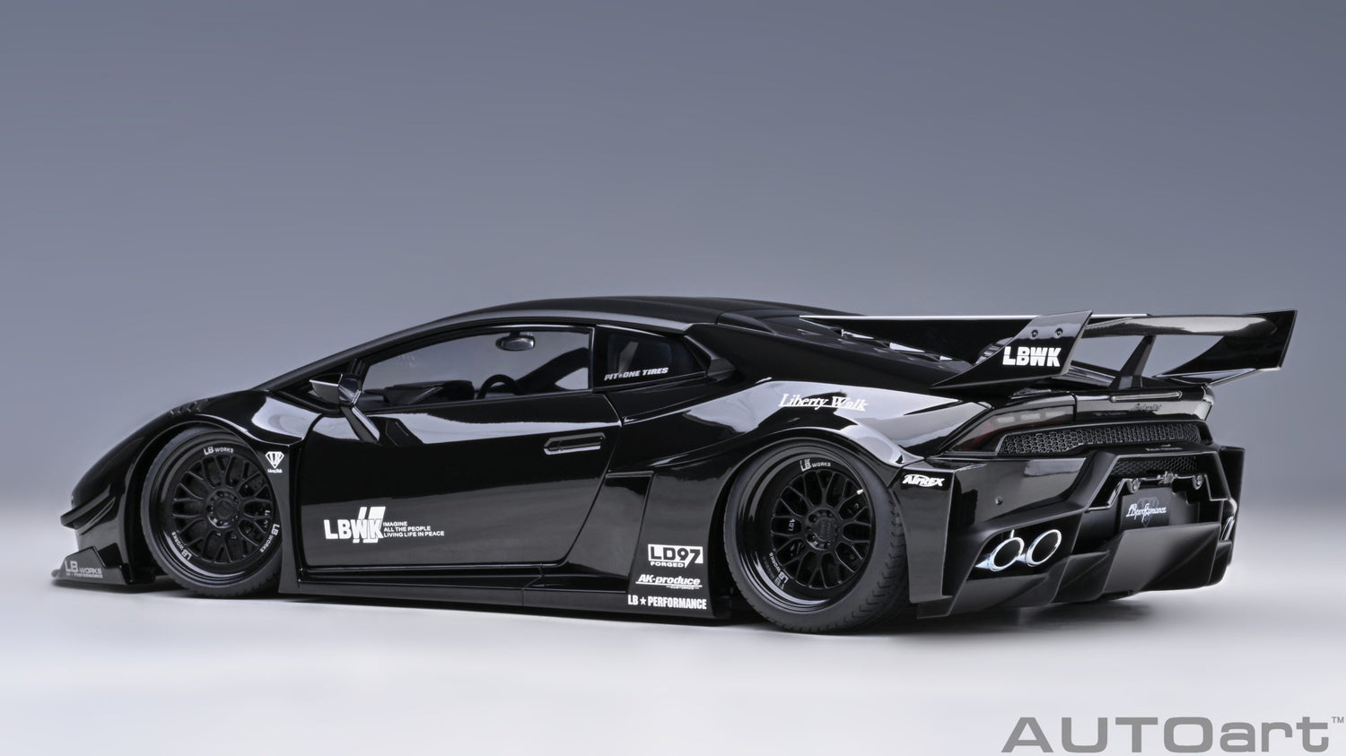 Liberty Walk LB Silhouette Lamborghini Huracan GT