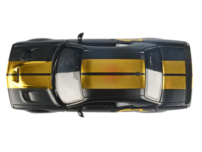 Motormax 1:24-2018 Dodge Challenger SRT Hellcat Widebody (Black/Gold) MM79201