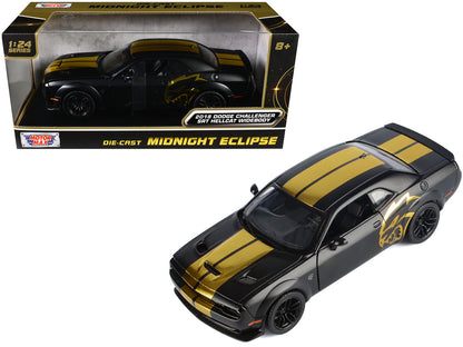 Motormax 1:24-2018 Dodge Challenger SRT Hellcat Widebody (Black/Gold) MM79201