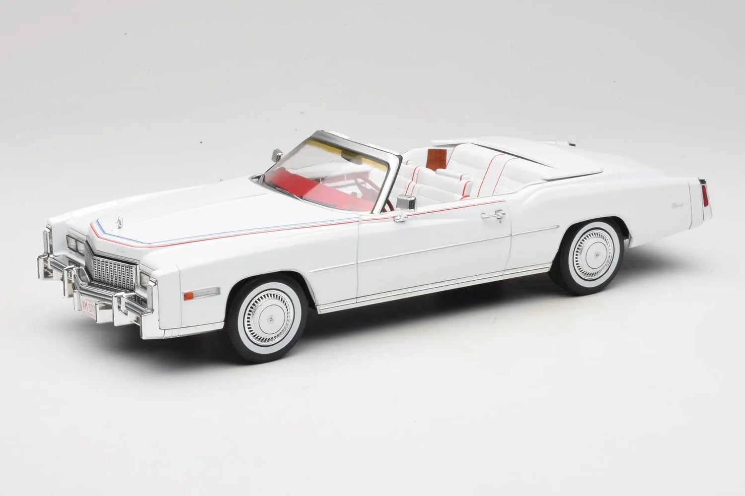 1976 Cadillac Eldorado Convertible (White)