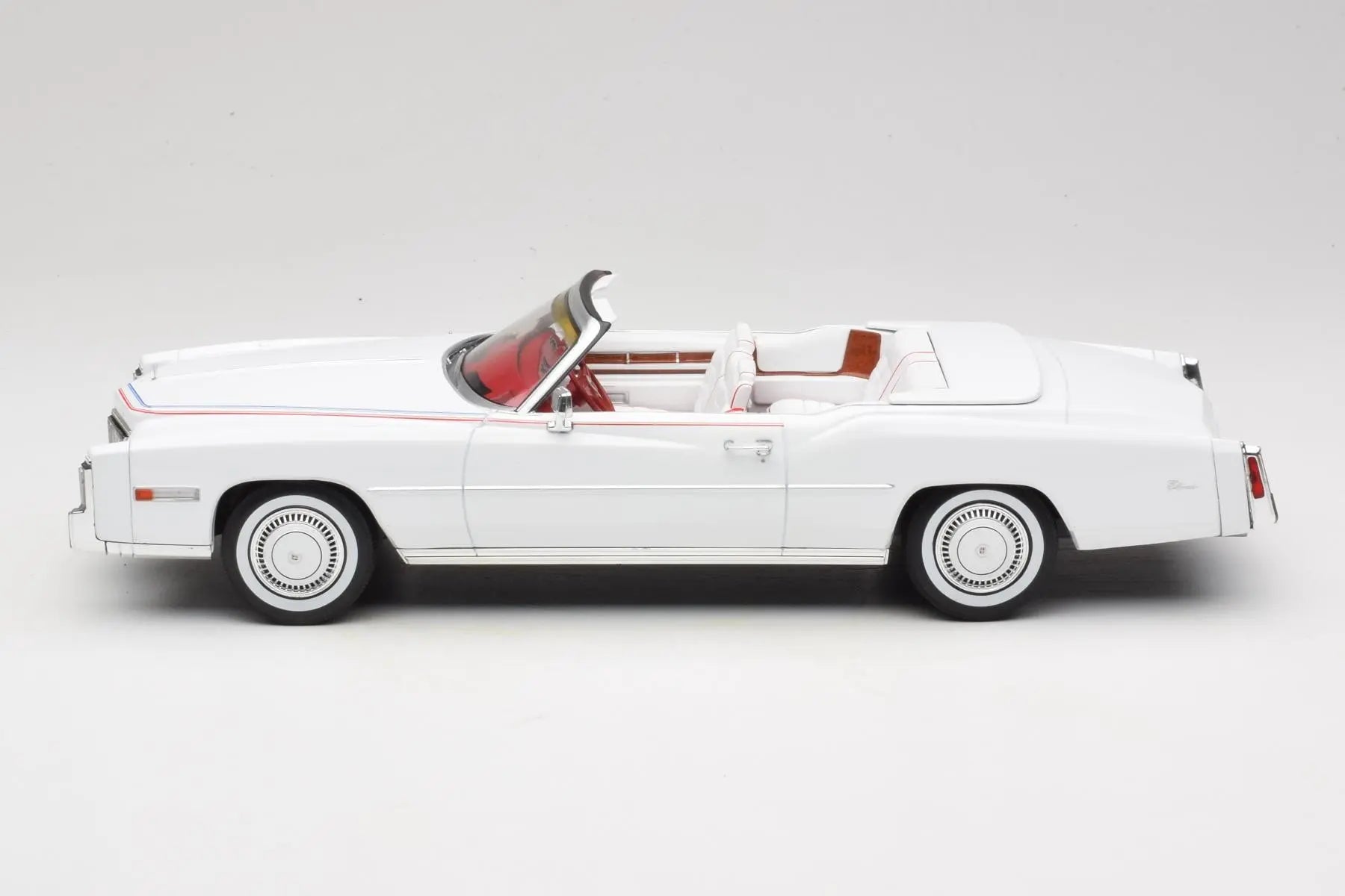 1976 Cadillac Eldorado Convertible (White)